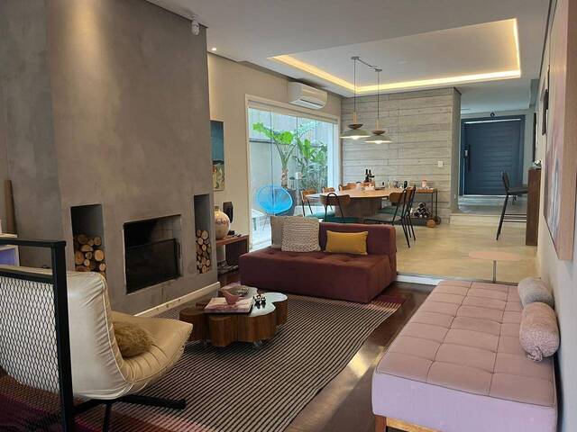 Casa para Venda em Santana de Parnaíba - 4